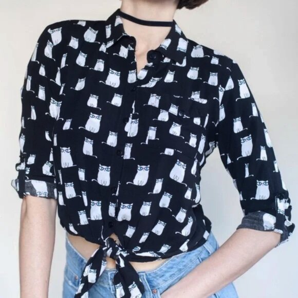 Cat Lover Button Down Tie Front Shirt - Picture 1 of 8